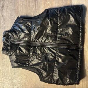 Black Cropped Women's Vest